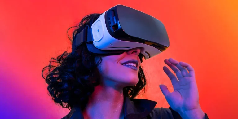 Apple VR : What Apple’s 2022 Headset Means For VR-AR